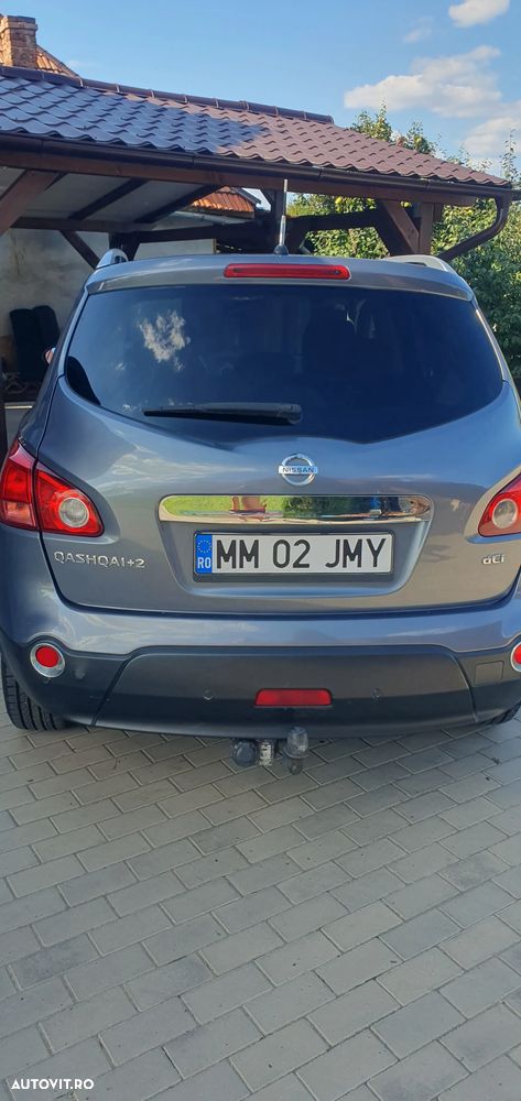 Nissan Qashqai+2 - 5