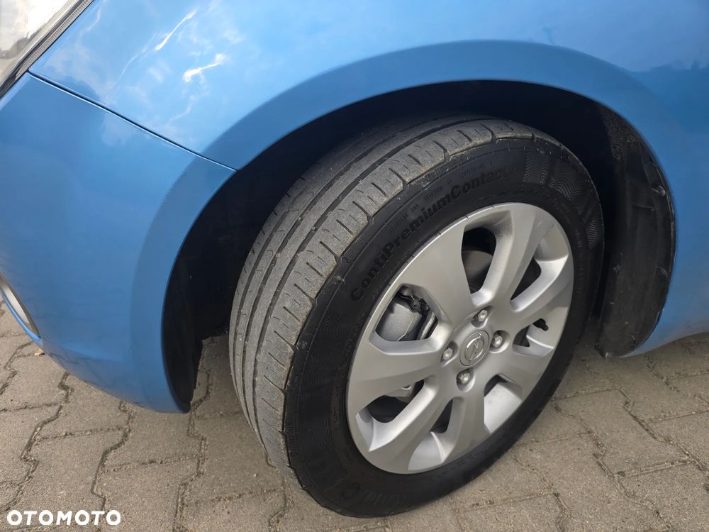 Opel Agila 1.2 16 V - 20