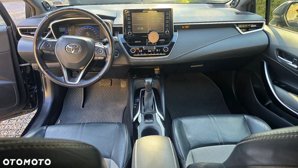 Toyota Corolla - 10