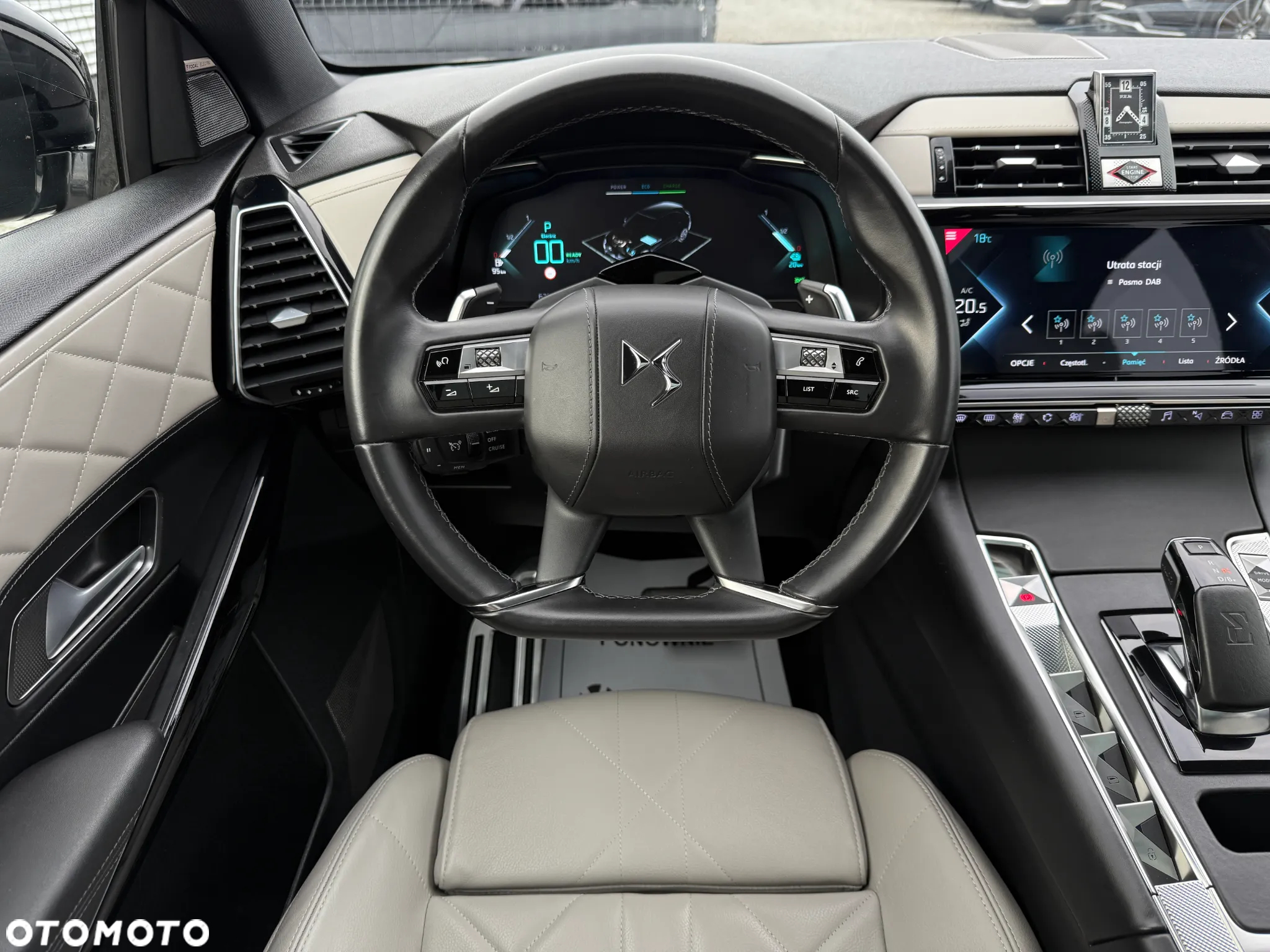 DS Automobiles DS 7 Crossback 1.6 E-Tense Rivoli - 33