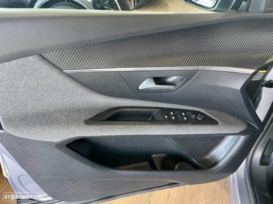 Peugeot 3008 1.2 PureTech Active Pack - 25