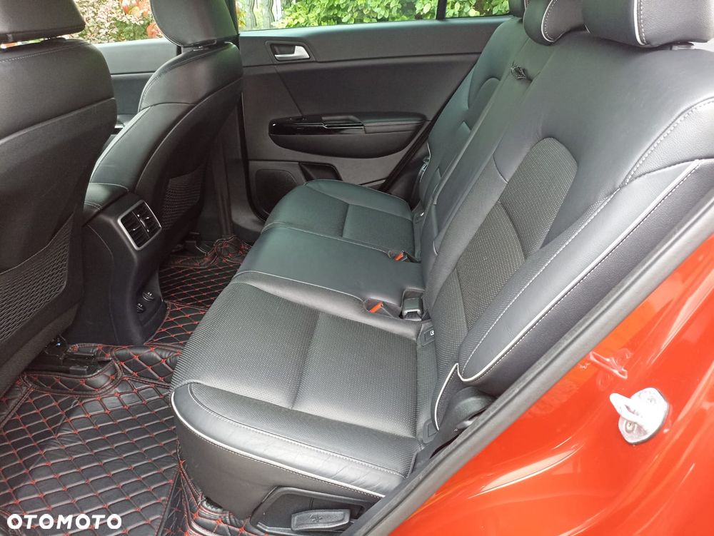 Kia Sportage 1.6 T-GDI AWD GT Line - 34
