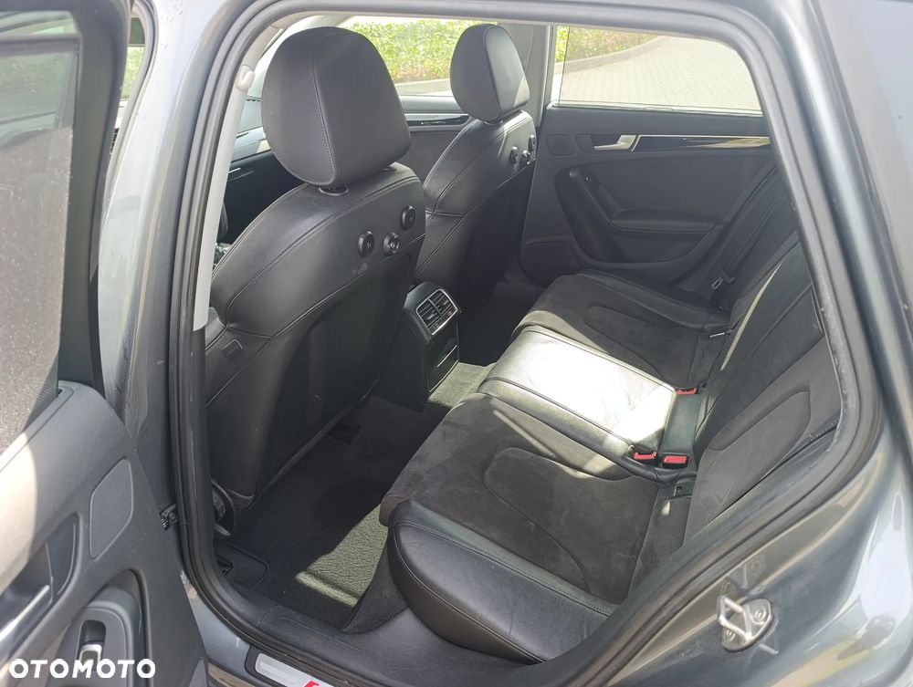 Audi A4 Avant 2.0 TDI DPF clean diesel quattro S line Sportpaket - 15