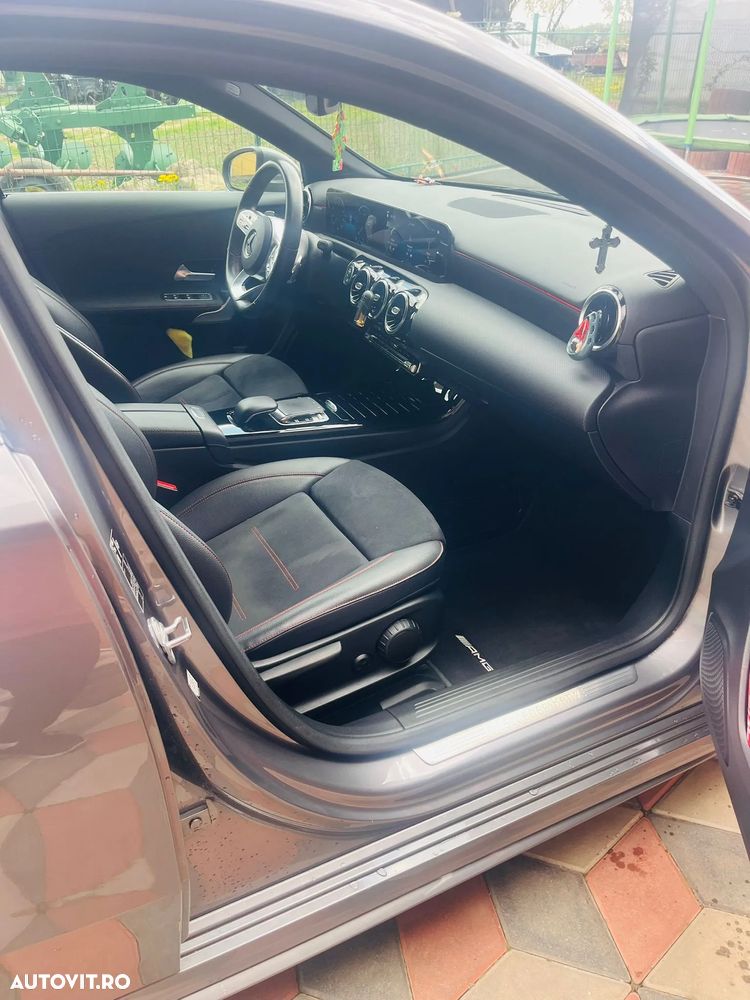 Mercedes-Benz A 200 - 24