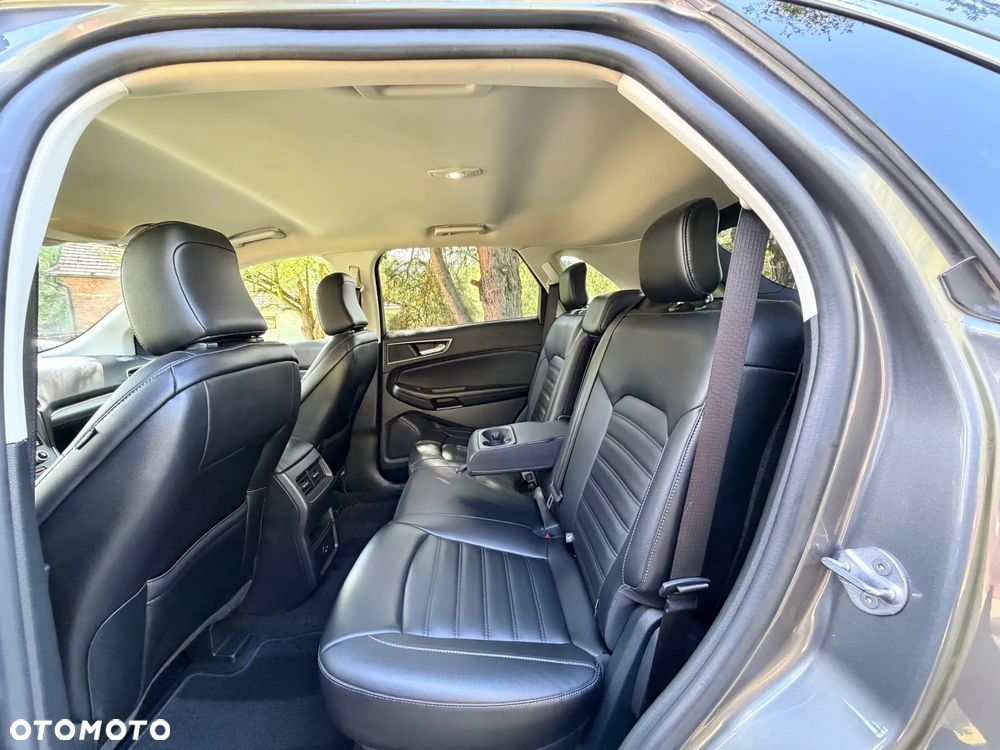 Ford Edge 2.0 EcoBlue Bi-Turbo 4x4 Titanium - 23