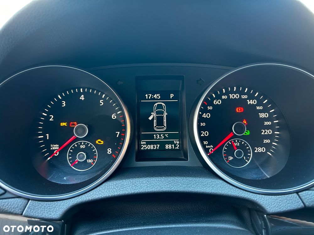 Volkswagen Golf - 12