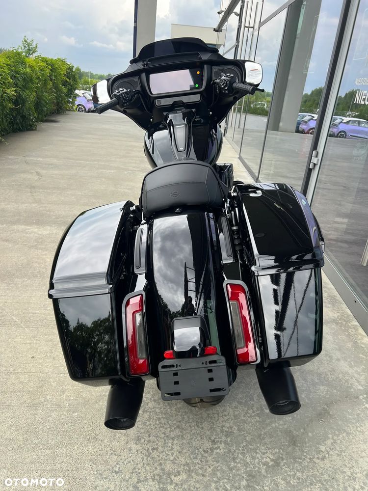 Harley-Davidson Touring Street Glide - 4