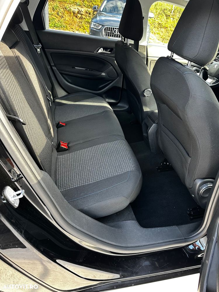 Peugeot 308 - 4