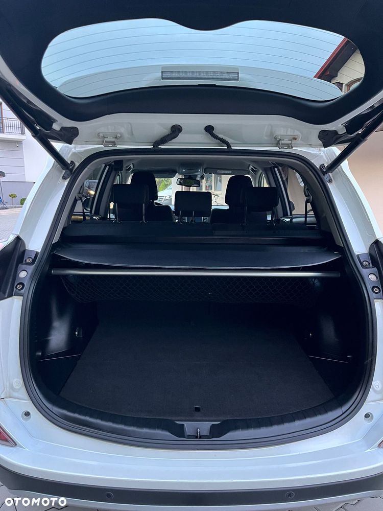 Toyota RAV4 2.0 D-4D Active 4x2 - 9