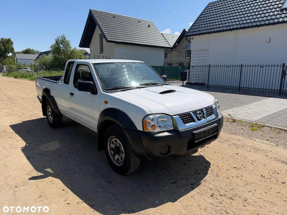 Nissan Navara - 1