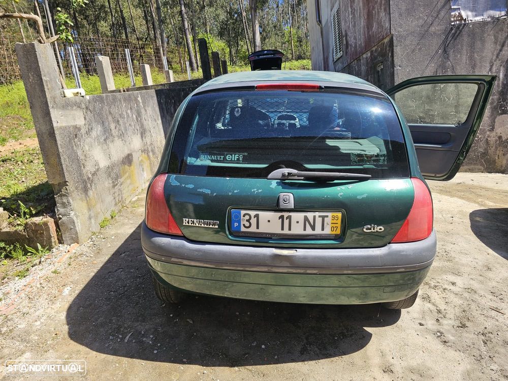 Renault Clio 1.9 D RN - 4