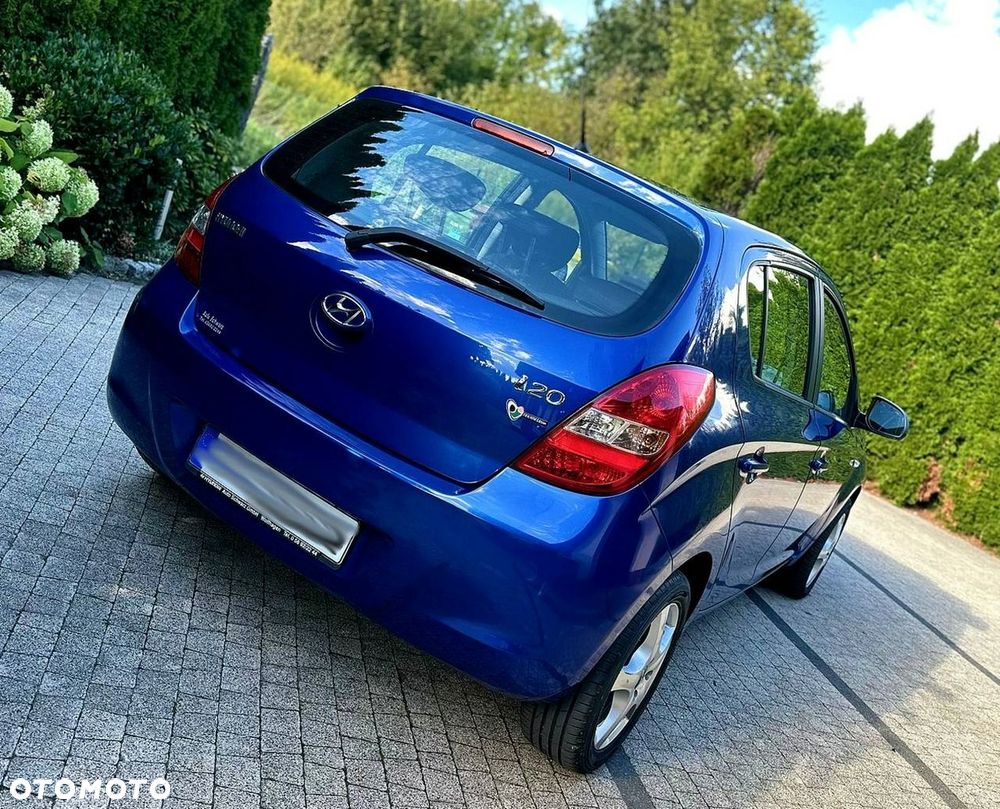 Hyundai i20 1.2 UEFA EURO 2012 Edition - 21