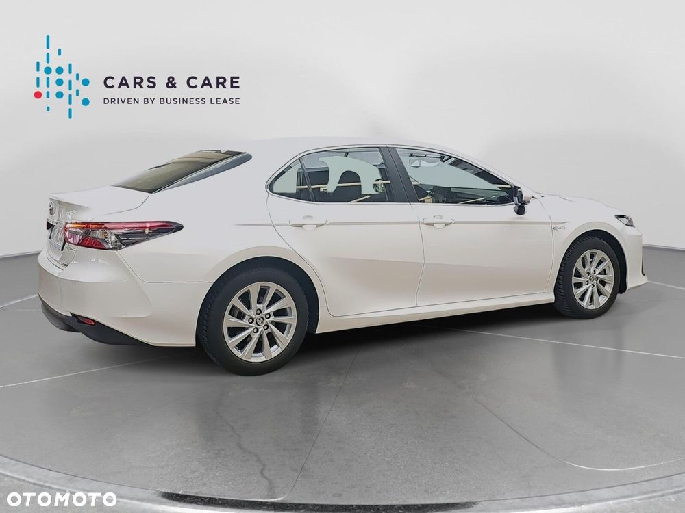 Toyota Camry 2.5 Hybrid Comfort CVT - 23