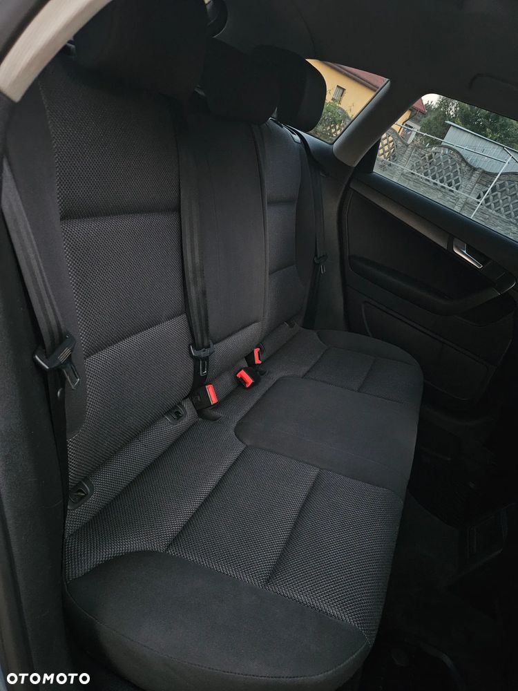 Audi A3 Sportback 2.0 TDI Ambiente - 13