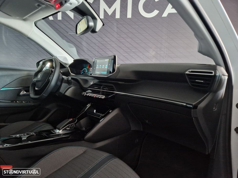 Peugeot e-208 50 kWh Allure - 12