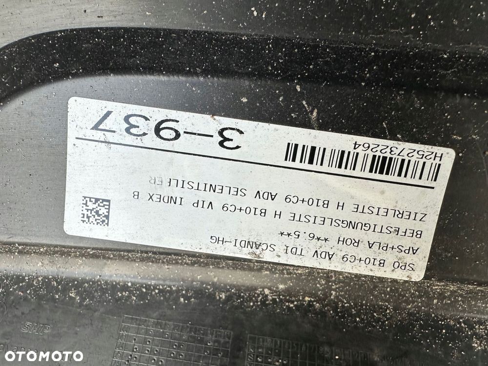 zderzak tył tylny audi a5 b10 8b3 2024- 8b3807511a cały oryginał - 9