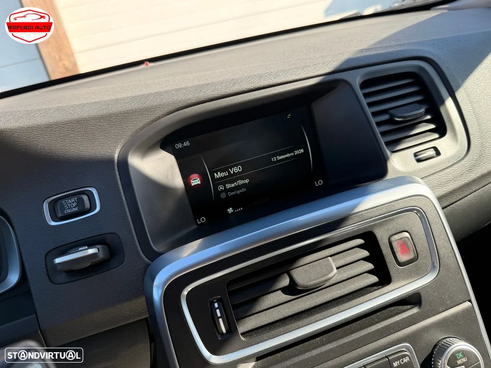Volvo V60 1.6 D2 Momentum Eco - 23