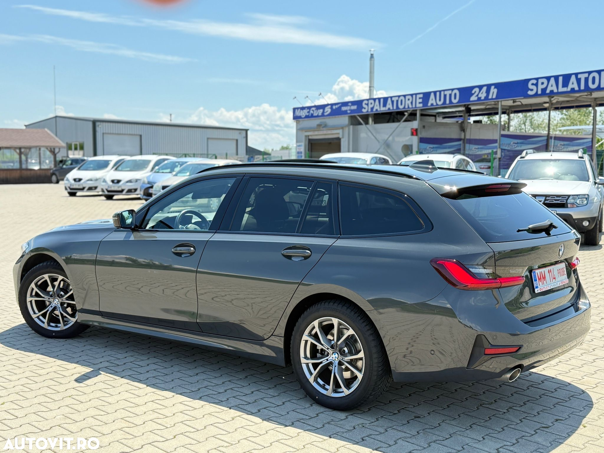 BMW Seria 3 318d Touring Aut. M Sport - 16