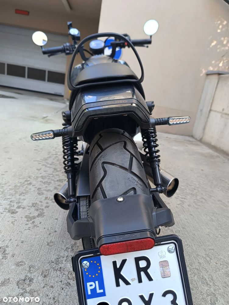 Hyosung GV - 11