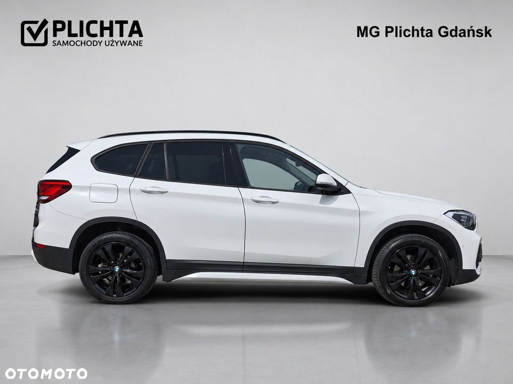 BMW X1 sDrive18i Sport Line - 7