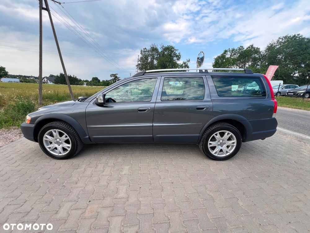 Volvo XC 70 - 8