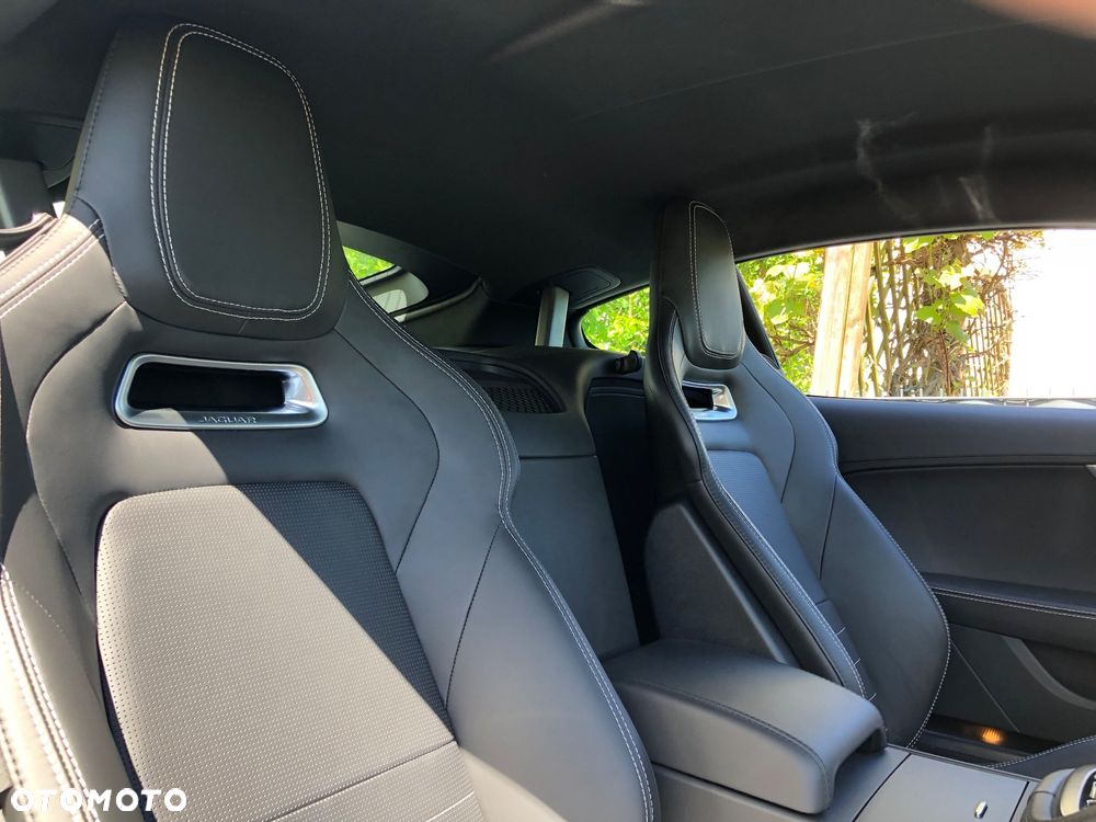 Jaguar F-Type S - 4
