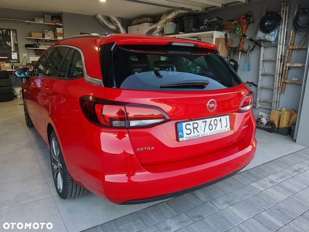 Opel Astra 1.4 T Elite - 10