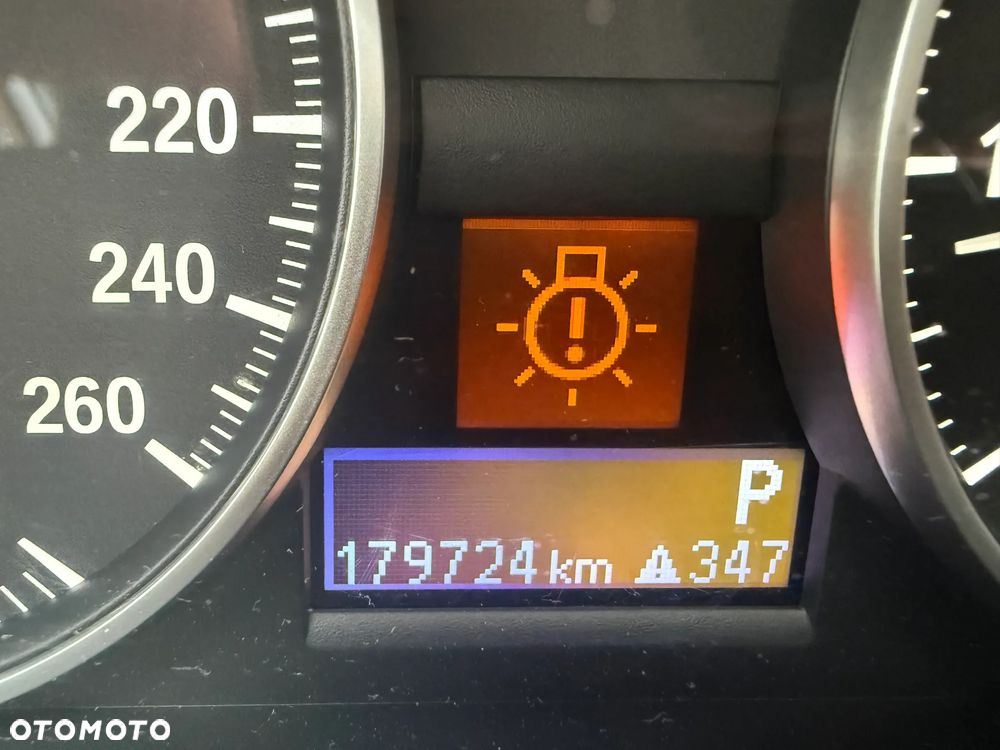 BMW Seria 3 318i - 6
