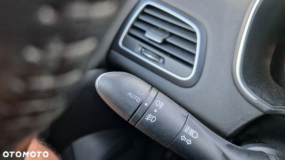 Renault Megane ENERGY dCi 110 EDC LIMITED - 15