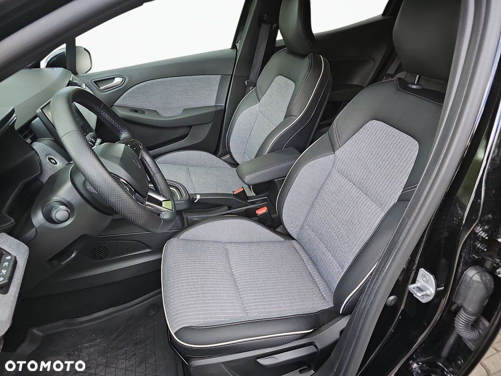 Renault Clio 1.6 E-TECH Full Hybrid 145 Techno - 27