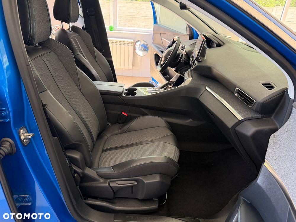 Peugeot 3008 1.2 PureTech Allure Pack S&S EAT8 - 16