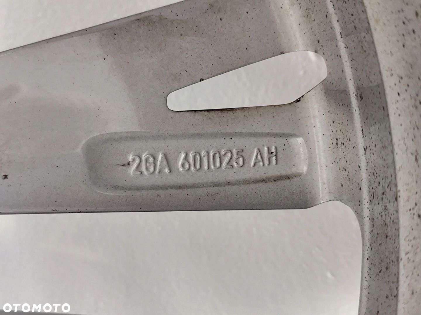 VW T-ROC KOŁA ALUFELGI 18" 2GA601025E KOMPLET - 4