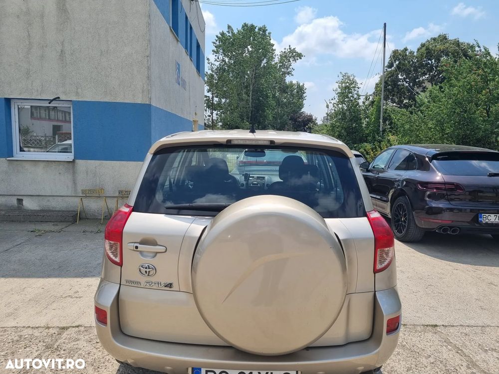 Toyota RAV4 2.0 Aut Executive - 4