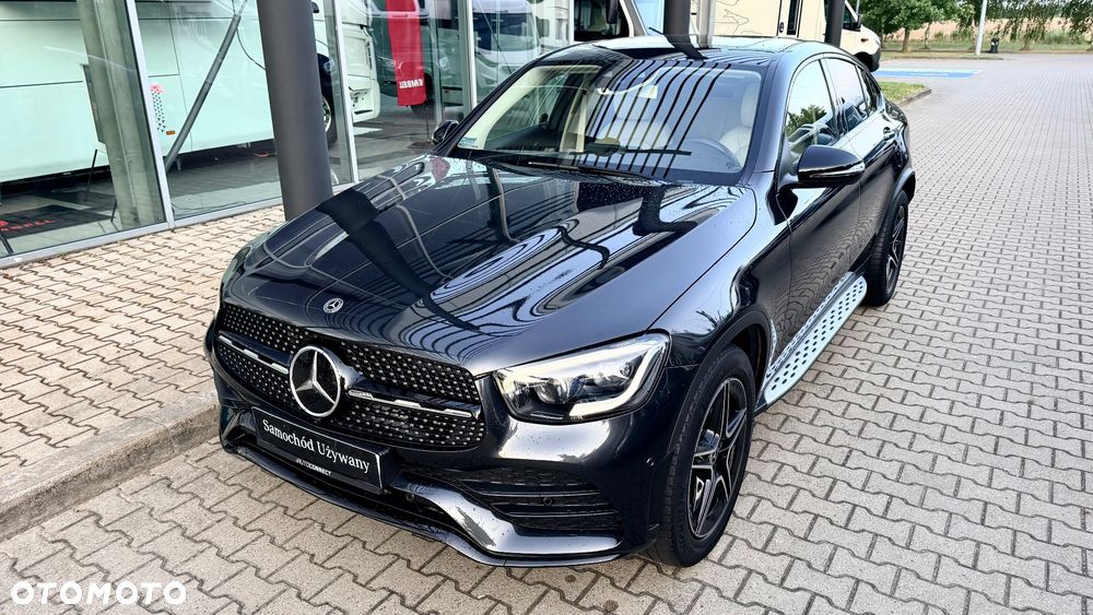 Mercedes-Benz GLC - 12