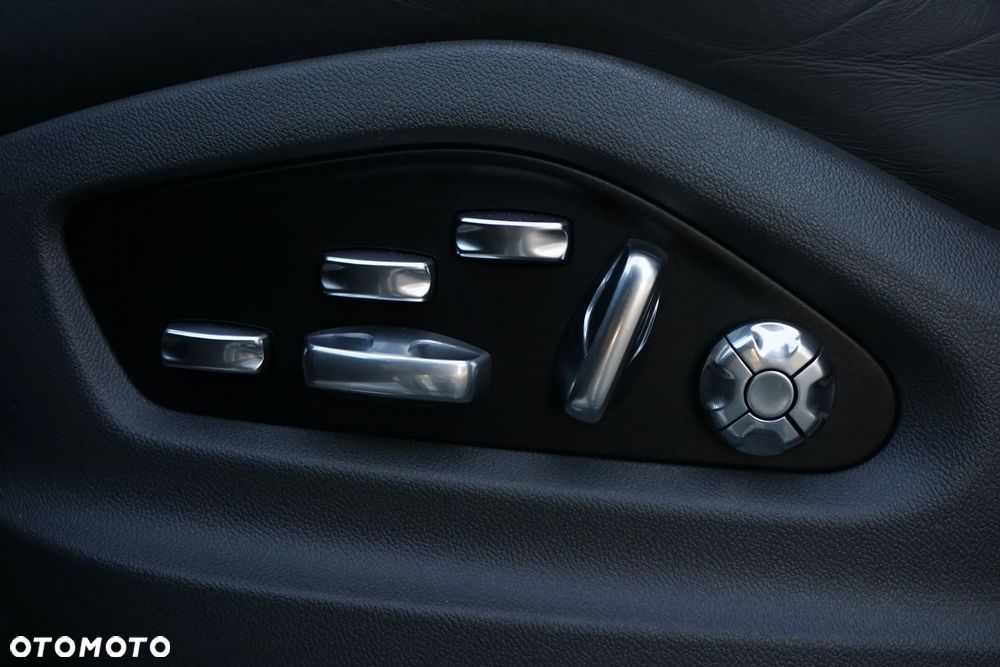 Porsche Cayenne Standard - 15