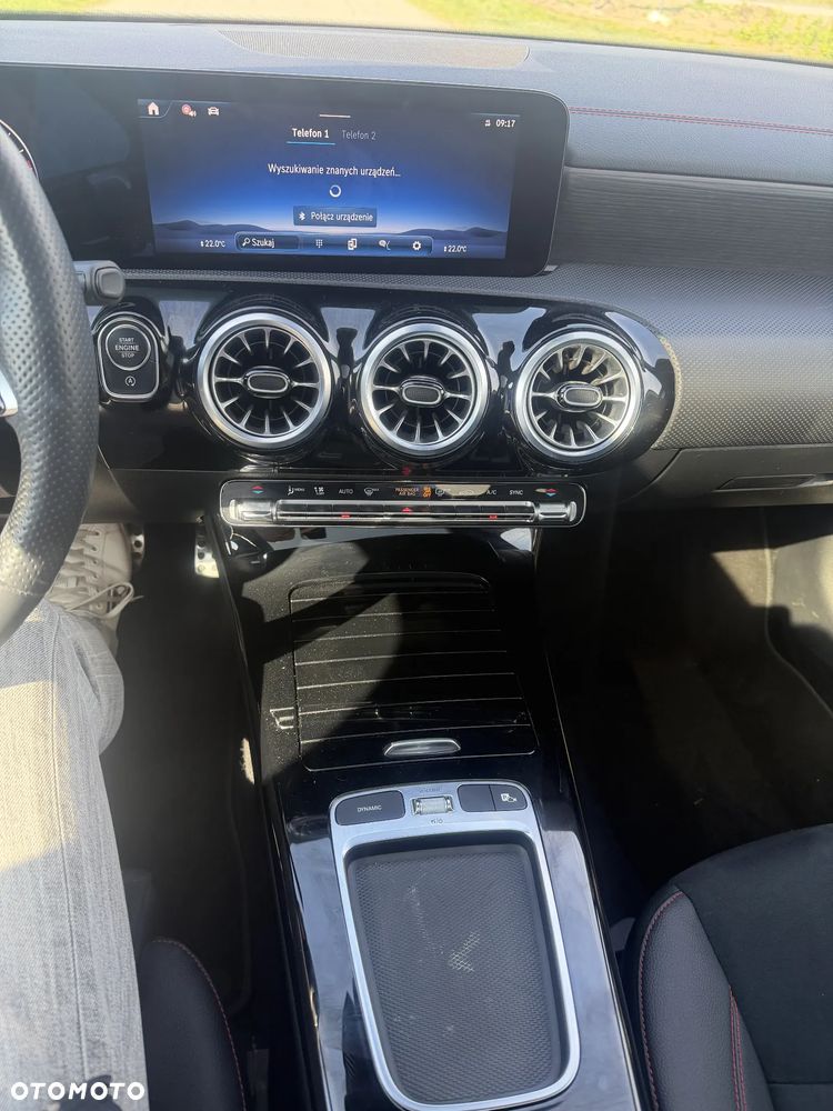 Mercedes-Benz CLA 250 4-Matic AMG Line 7G-DCT - 12