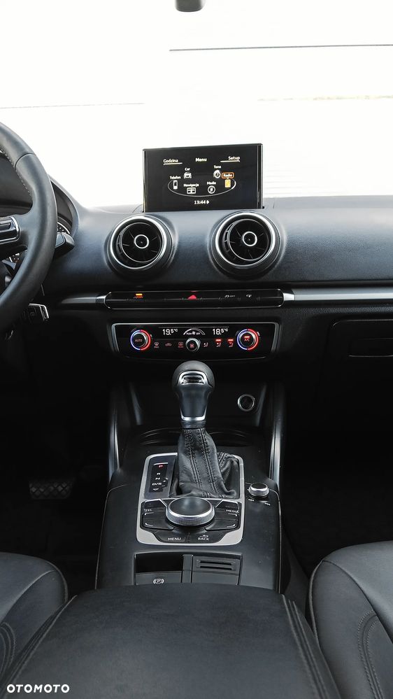 Audi A3 Sportback 1.6 TDI S tronic sport - 21
