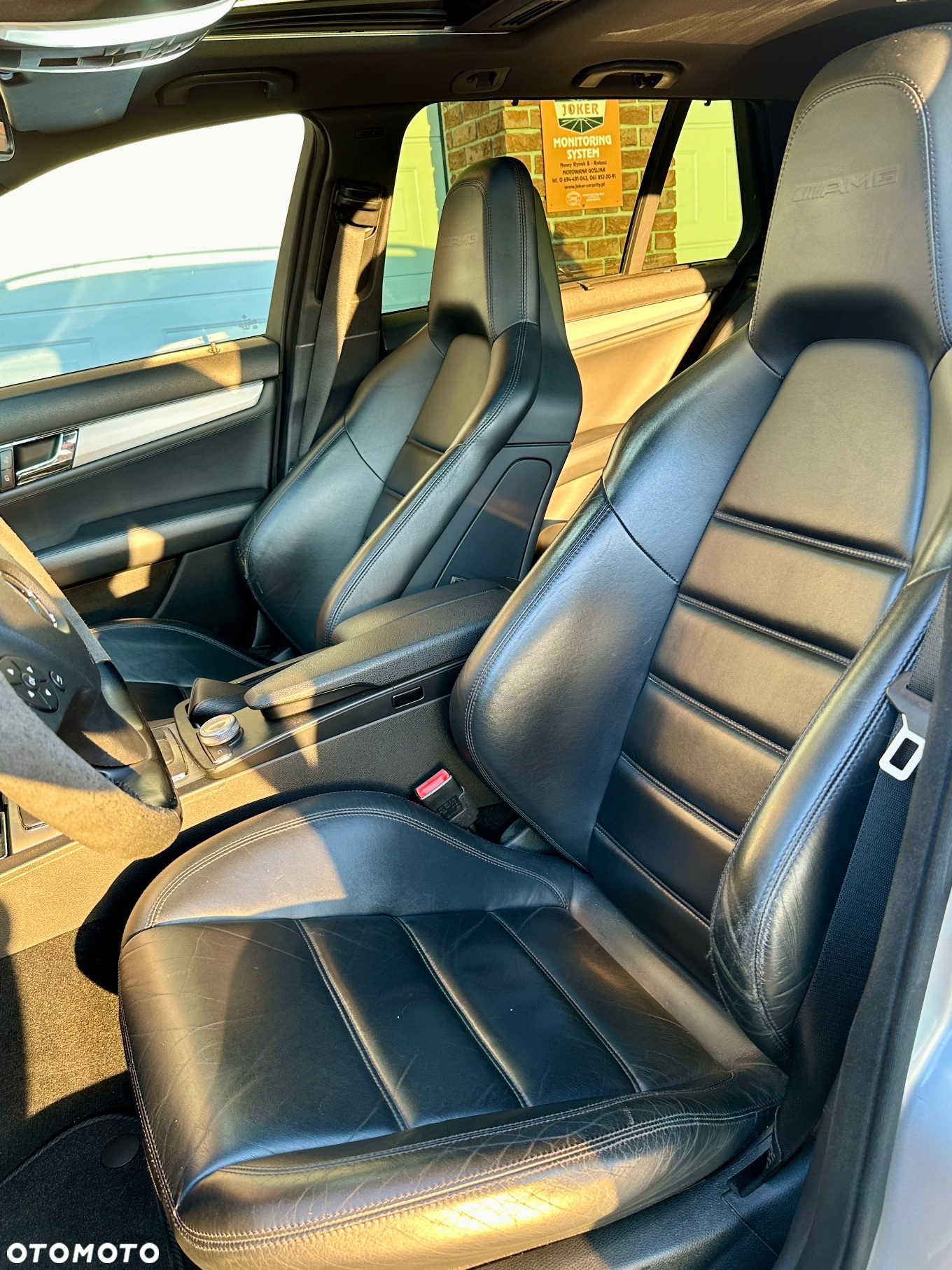 Mercedes-Benz Klasa C 63 AMG - 12