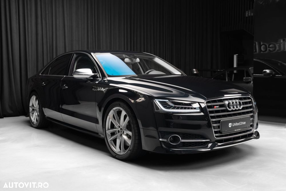 Audi S8 - 3