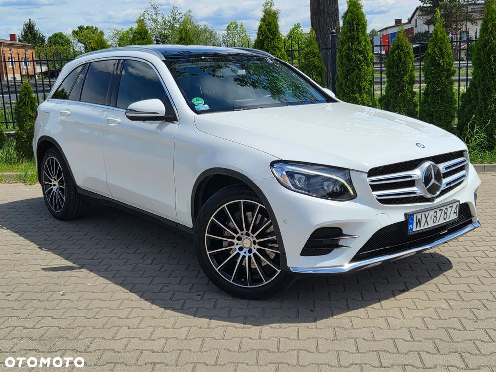 Mercedes-Benz GLC 250 4Matic 9G-TRONIC AMG Line - 2