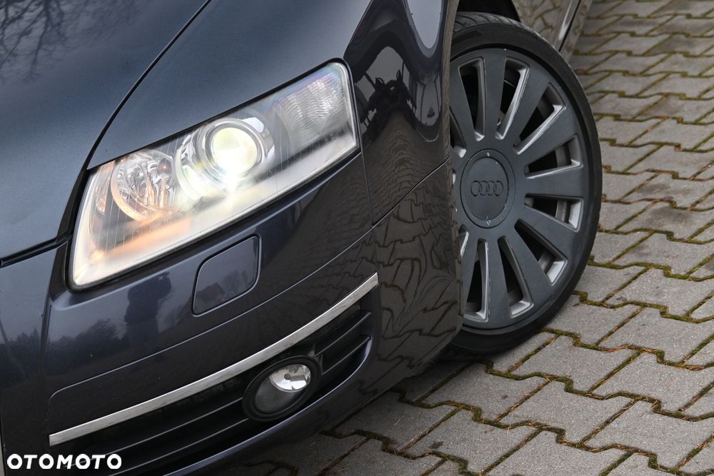 Audi A6 Limousine 3.2 FSI Quattro Tiptronic - 8