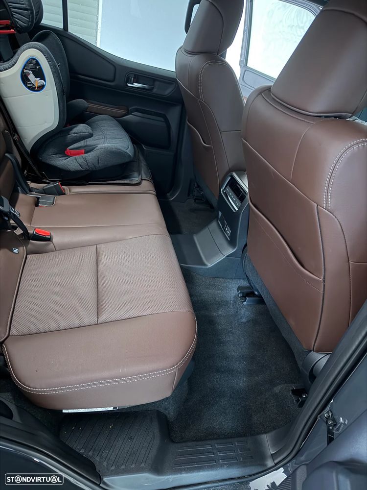 Toyota Land Cruiser Prado - 19