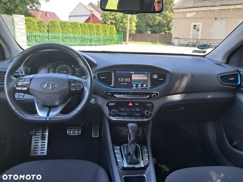 Hyundai IONIQ Hybrid Premium - 26