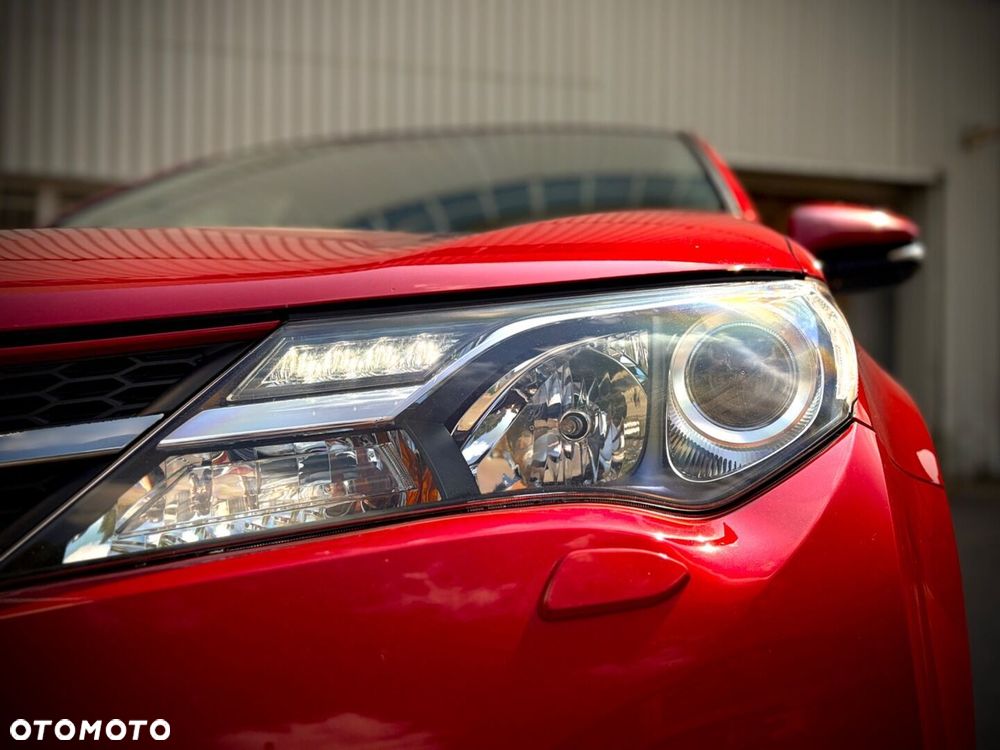 Toyota RAV4 2.0 D-4D Premium 4x2 - 4
