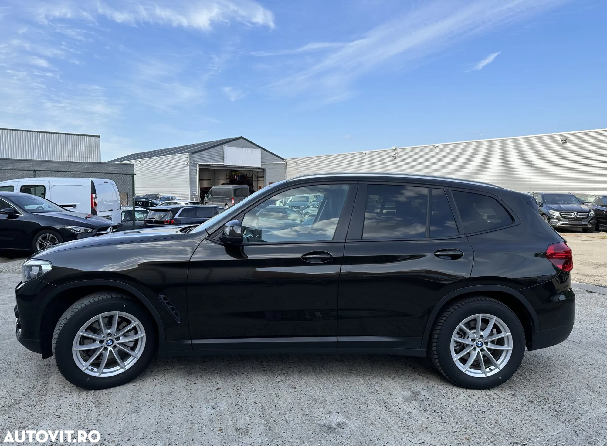 BMW X3 xDrive20d AT Advantage - 25