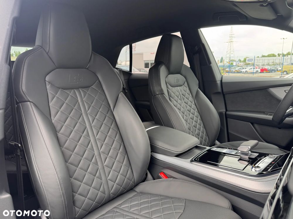 Audi Q8 TFSI e PHEV 360 kW Quattro Tiptronic - 35