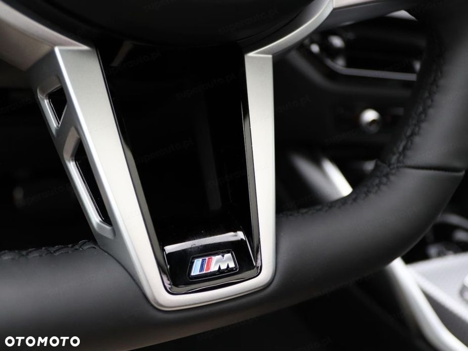 BMW Seria 3 330i xDrive M Sport sport - 12