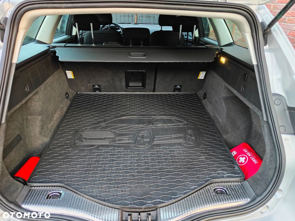 Ford Mondeo 2.0 TDCi Titanium PowerShift - 6