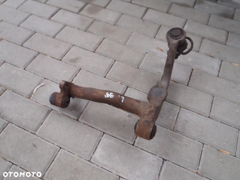 WAHACZ LEWY PRAWY GÓRA GÓRNY VW T4 96-03 - 3