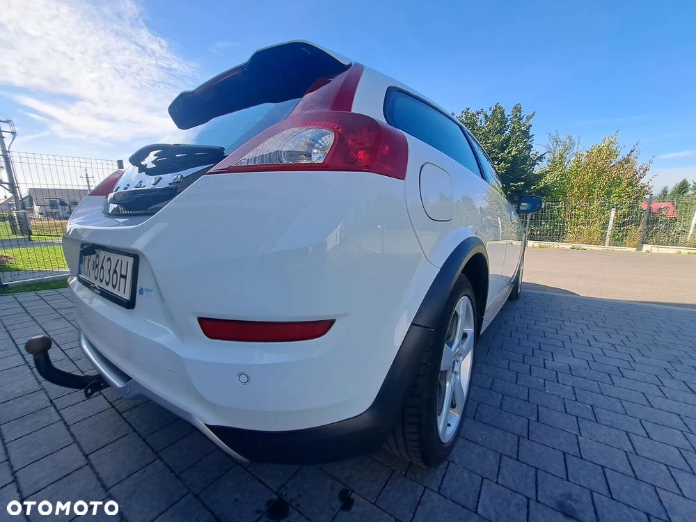 Volvo C30 D2 R-Design - 19